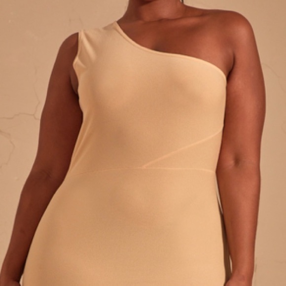NWT PRETTYLITTLETHING Nude Plus One Shoulder Slinky Bodycon Mini Dress - Picture 6 of 11